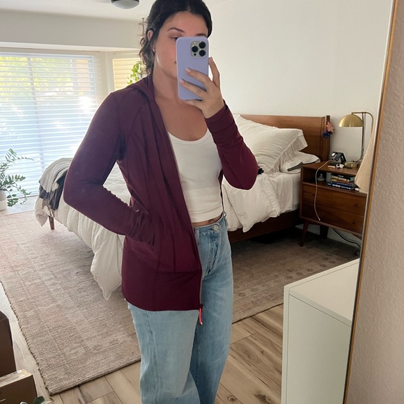 Lululemon jacket - Picture 1 of 4